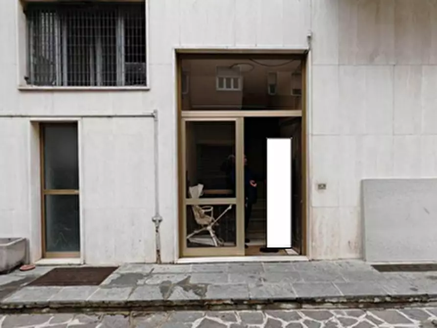 Immagine 5 di Appartamento in vendita  in Via Anfelo Inganni a Milano