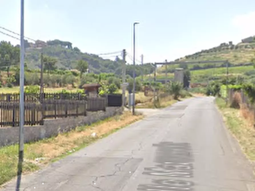 Immagine 7 di Stabile in vendita  in Via delle Marmorelle a Montecompatri