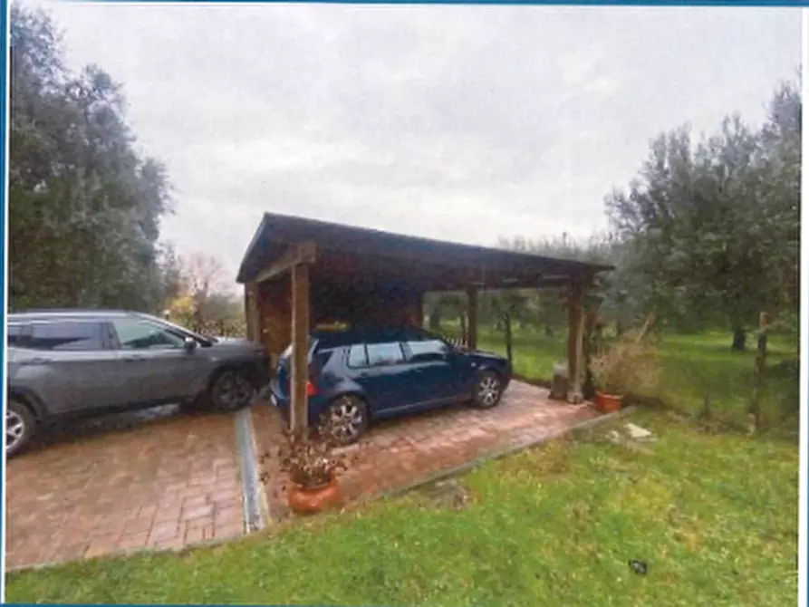 Immagine 6 di Casa indipendente in vendita  in SP304 Sanfatucchio a Castiglione Del Lago