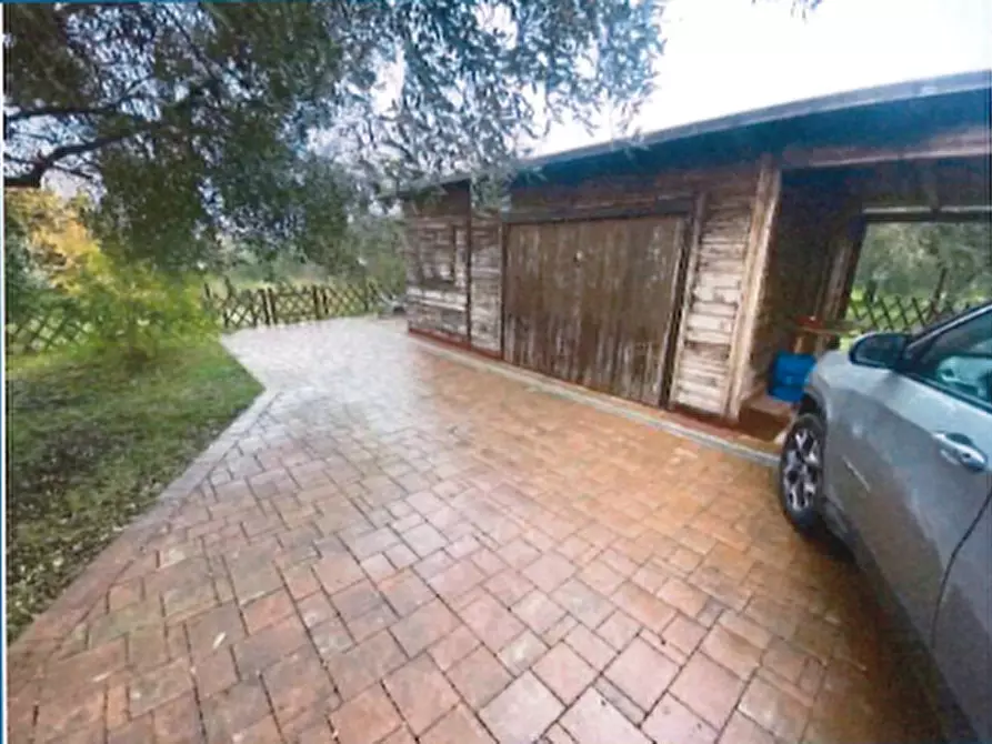 Immagine 7 di Casa indipendente in vendita  in SP304 Sanfatucchio a Castiglione Del Lago