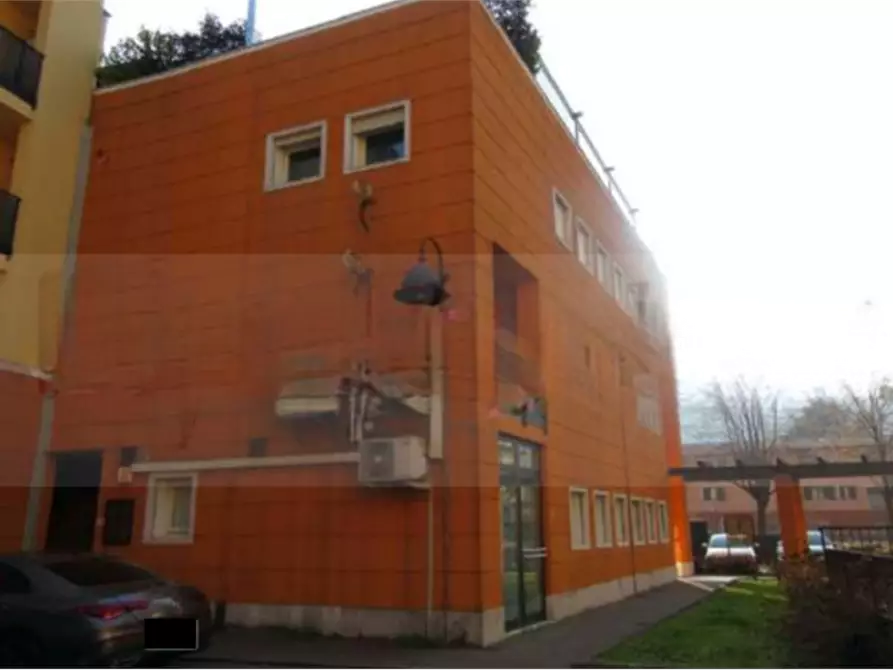 Immagine 4 di Ufficio in vendita  in Piazzale Mario Rumor a Chiampo