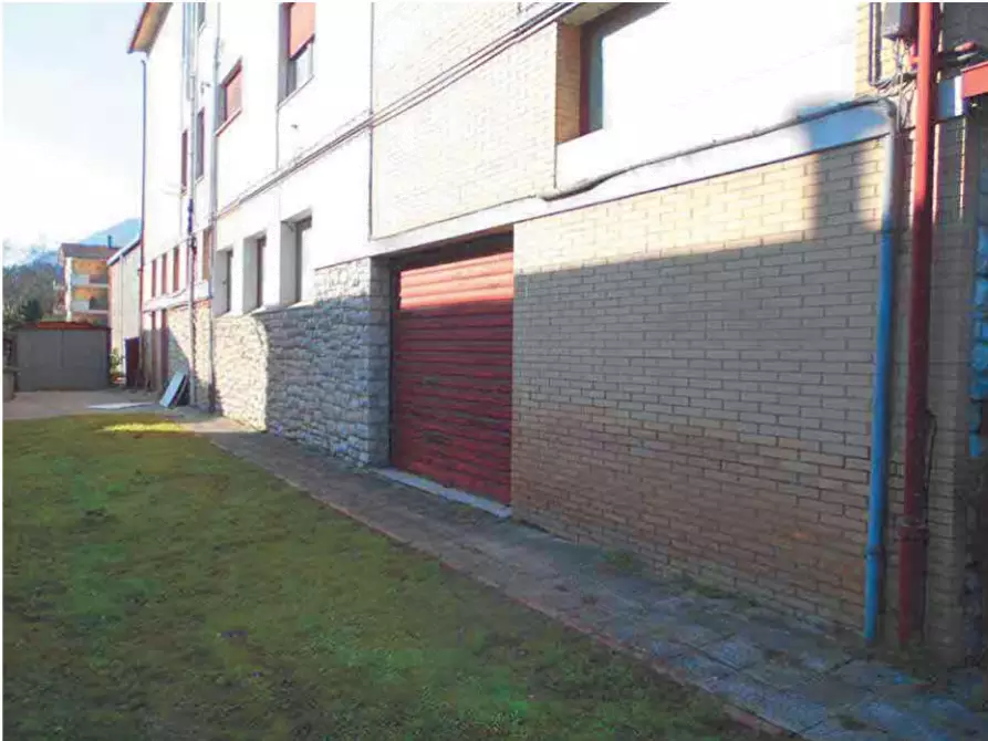 Immagine 6 di Magazzino in vendita  in Via Lombardia a Umbertide