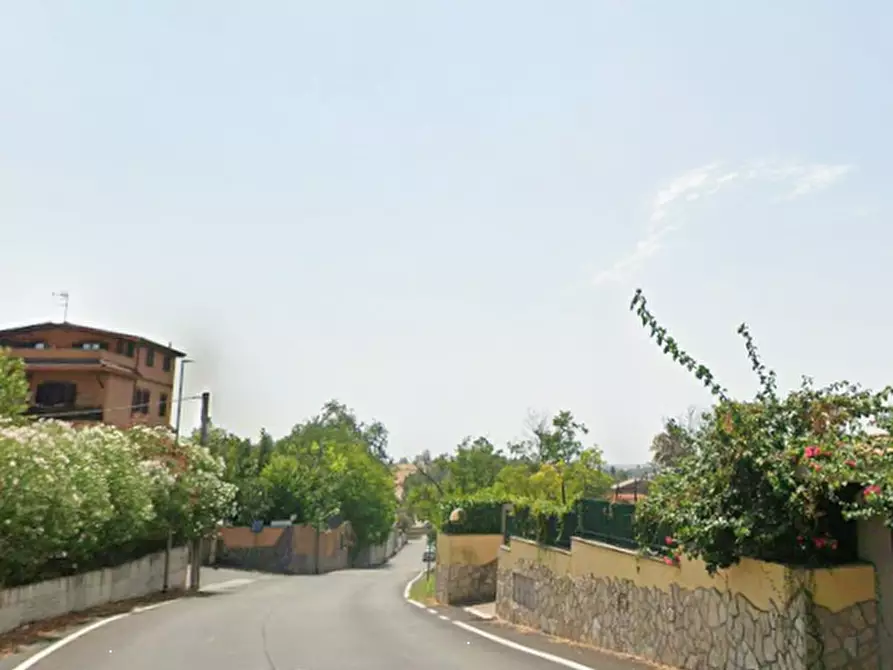 Immagine 30 di Appartamento in vendita  in Viale dei Promontori a Roma