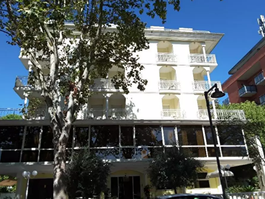 Immagine 3 di Hotel in vendita  in Via Giovanni da Verrazzano a Cesenatico