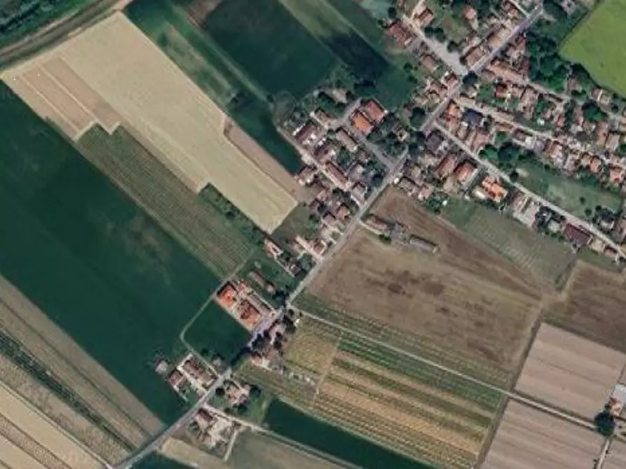 Immagine 7 di Garage in vendita  in Via Santerno Ammonite a Ravenna