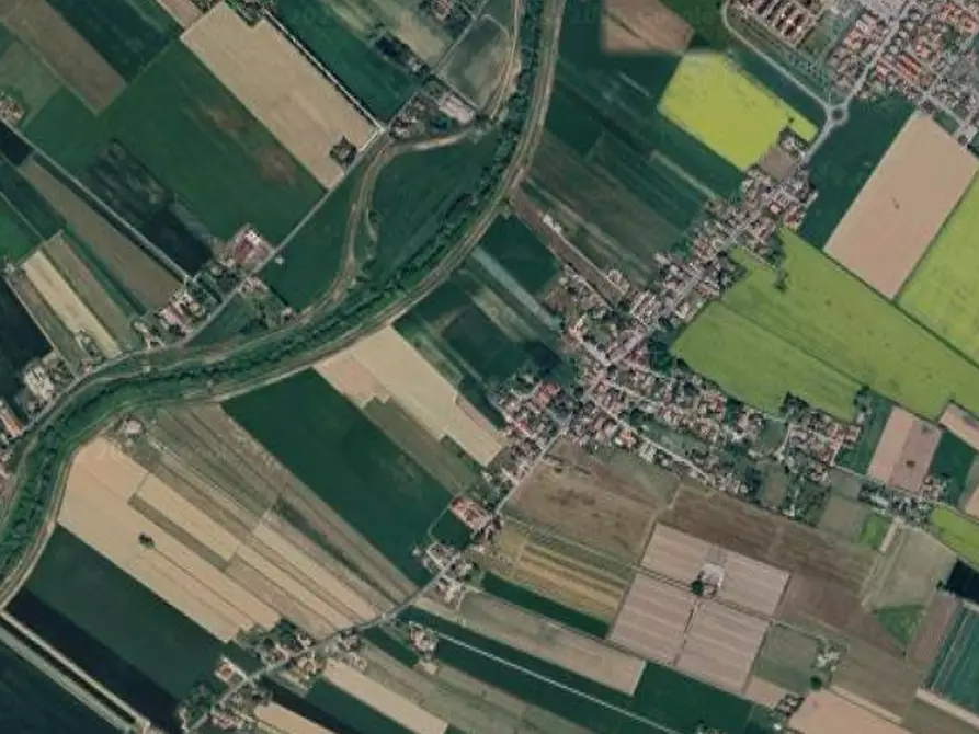 Immagine 8 di Garage in vendita  in Via Santerno Ammonite a Ravenna