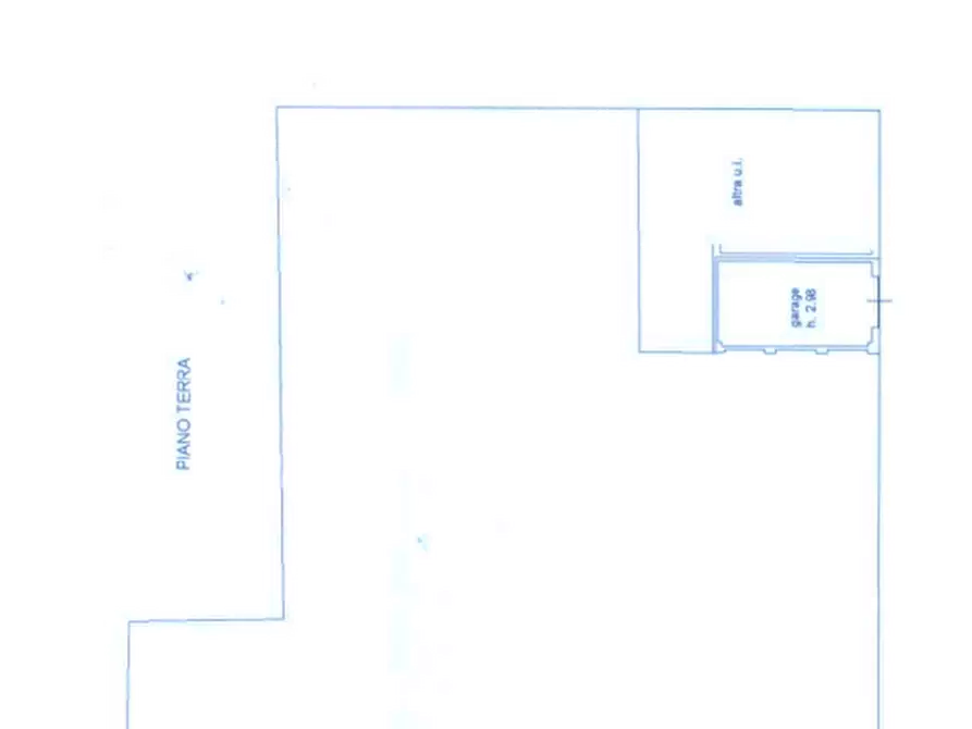 Immagine 9 di Garage in vendita  in Via Santerno Ammonite a Ravenna