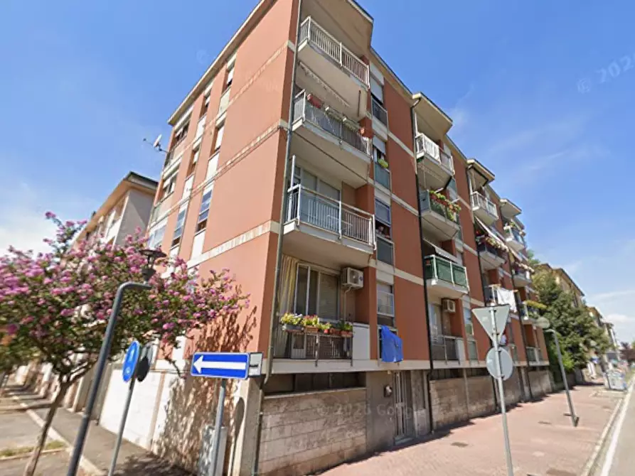 Immagine 7 di Appartamento in vendita  in Via Fiume a Ravenna