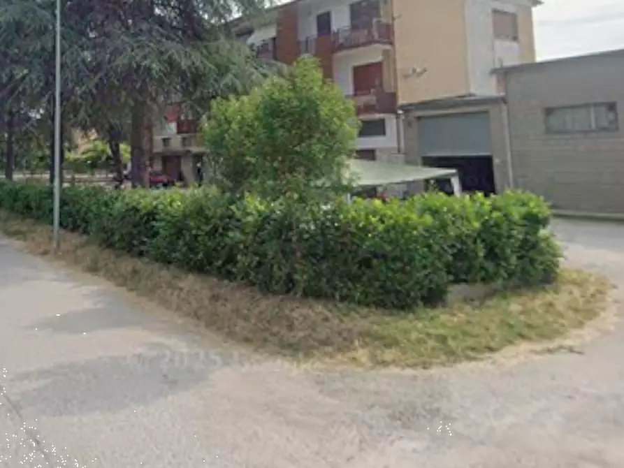 Immagine 8 di Laboratorio in vendita  in Via Lombardia a Umbertide