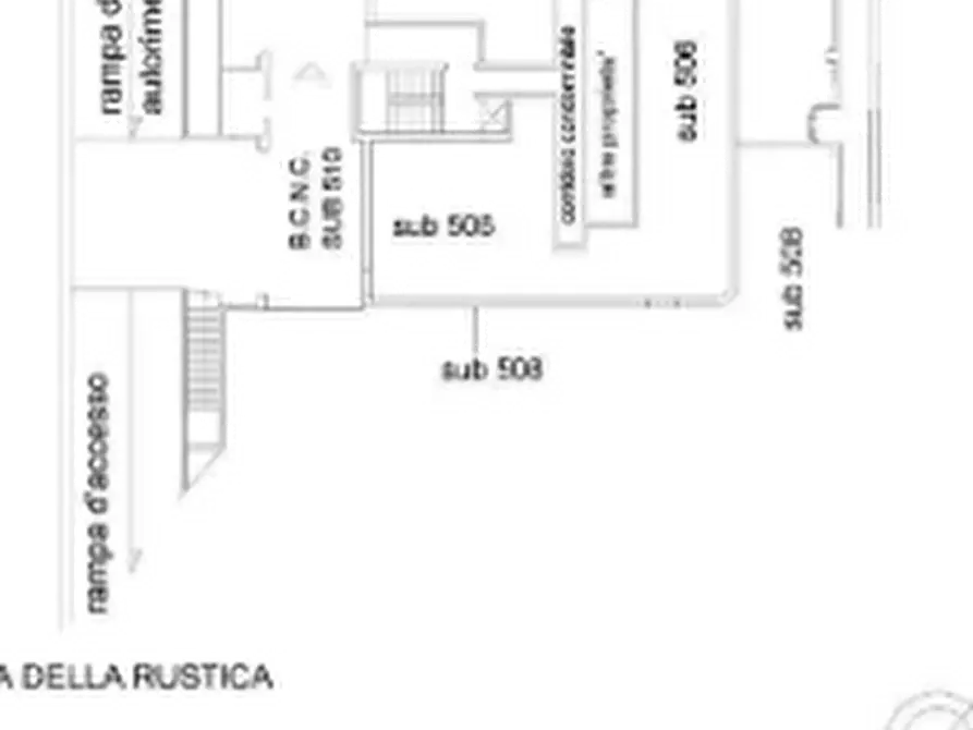 Immagine 4 di Garage in vendita  in Via della Rustica  a Roma