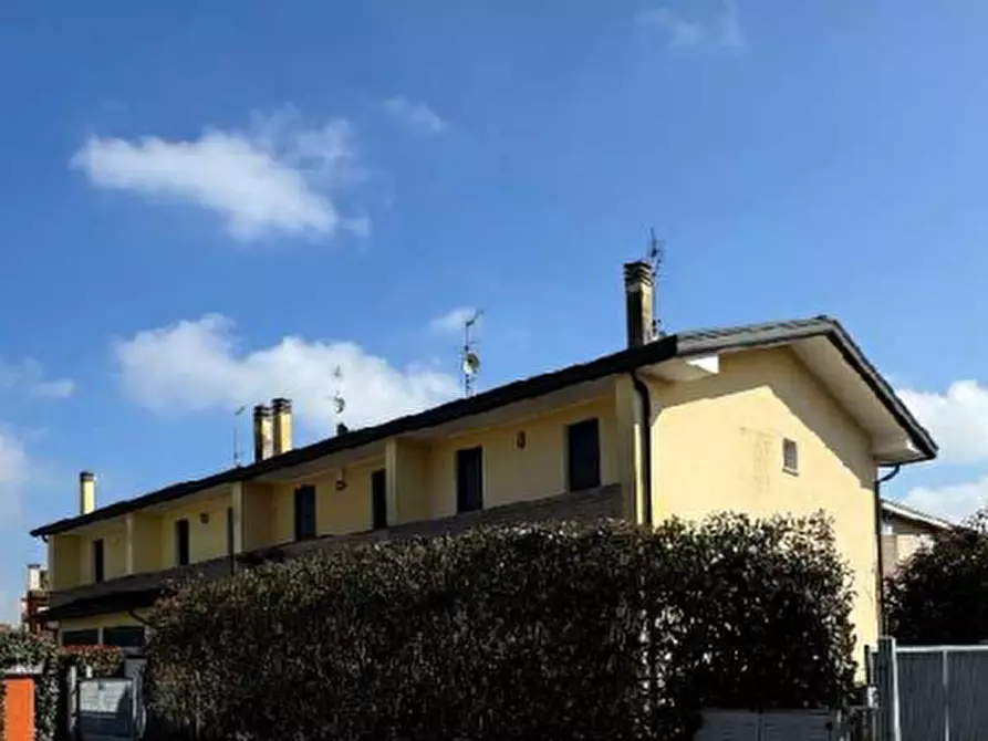 Immagine 3 di Villetta a schiera in vendita  in Via San Francesco a Cona