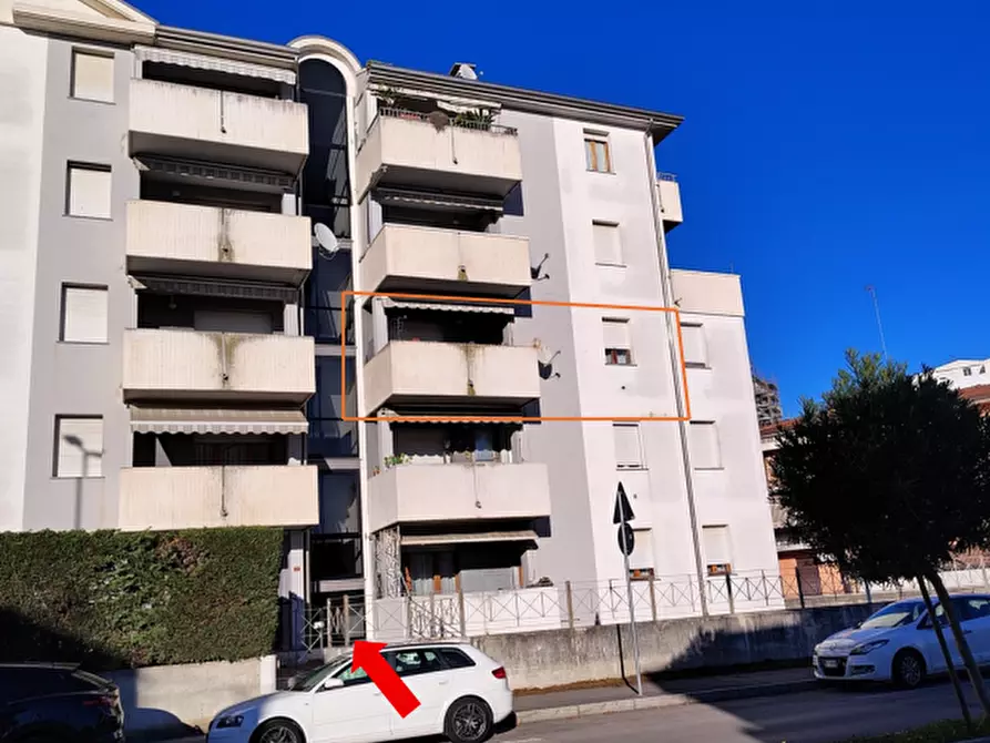 Immagine 2 di Appartamento in vendita  in Viale Filippo Pigafetta a Chioggia