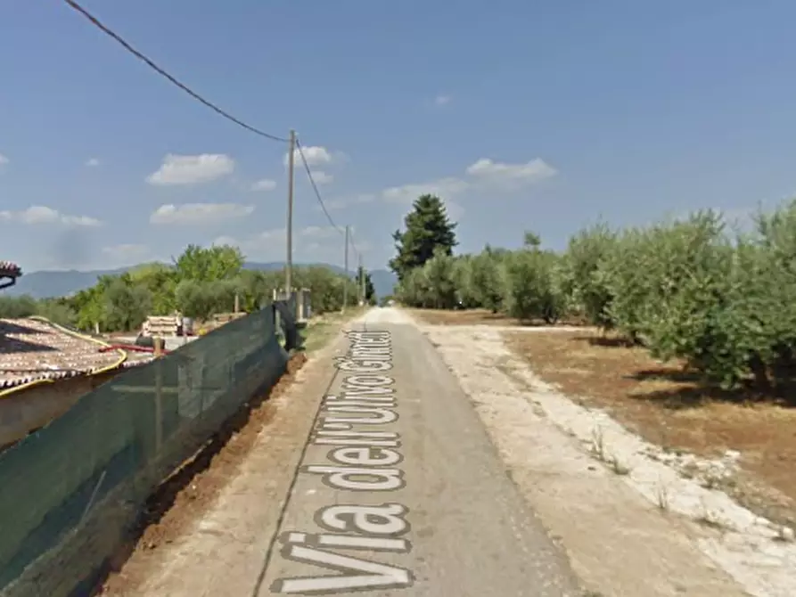 Immagine 5 di Magazzino in vendita  in Via dell'Ulivo Ginnetti a Velletri