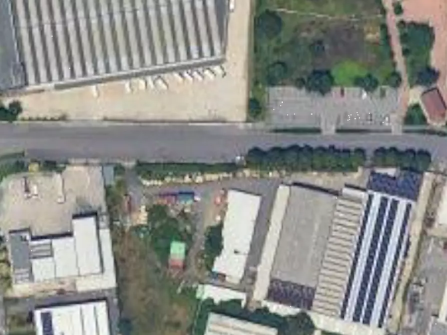 Immagine 9 di Garage in vendita  in Via Martiri di Cefalonia a Peschiera Borromeo