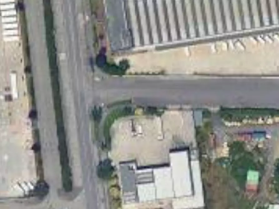 Immagine 6 di Garage in vendita  in Via Martiri di Cefalonia a Peschiera Borromeo