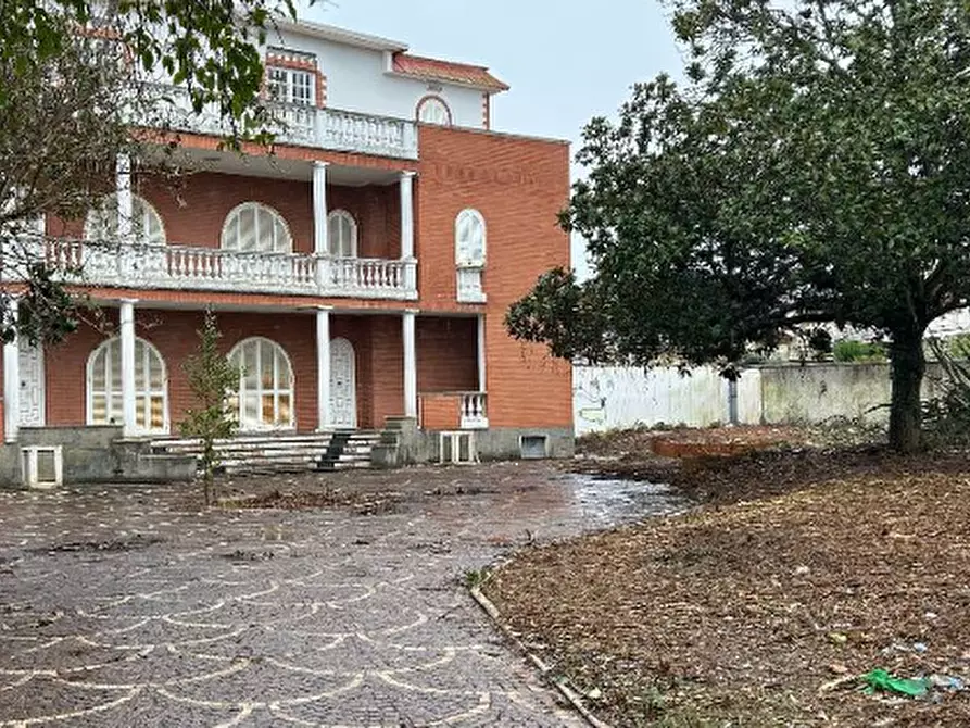 Immagine 2 di Villa in vendita  in Via Venezia a Ardea