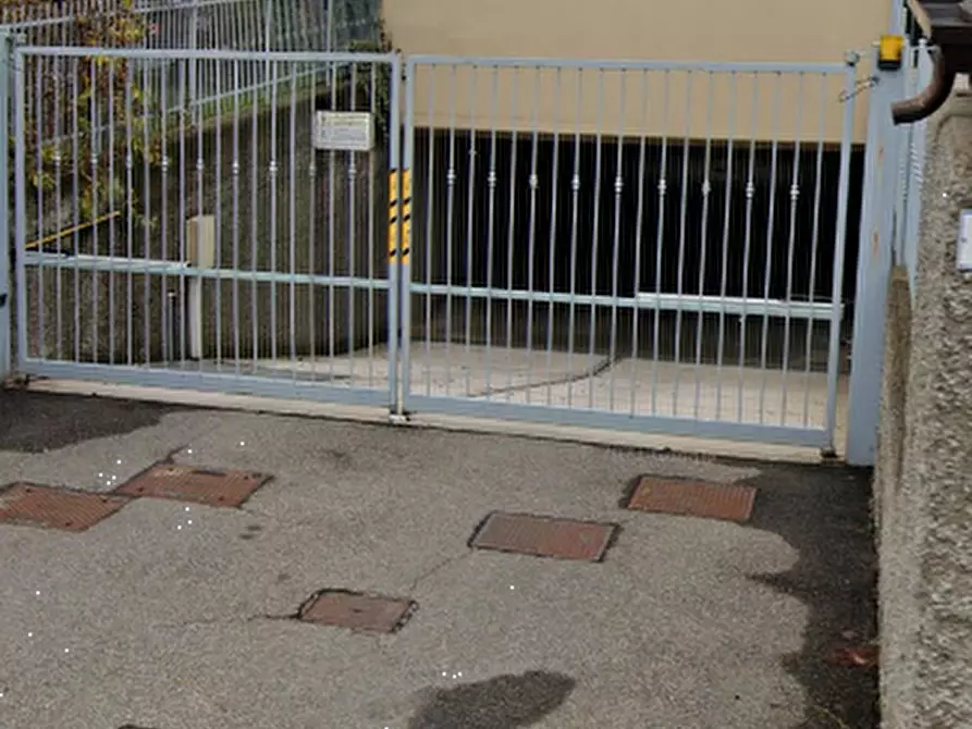 Immagine 15 di Appartamento in vendita  in Via FRATELLI CERVI  a Trezzano Rosa