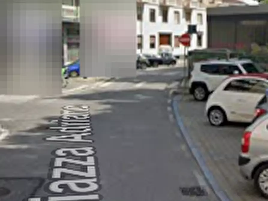 Immagine 5 di Garage in vendita  in Piazza Adriano a Torino