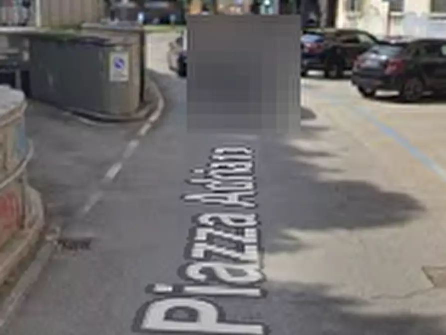 Immagine 5 di Garage in vendita  in Piazza Adriano a Torino