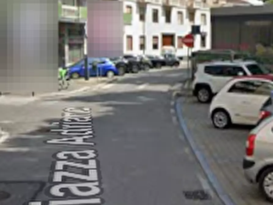 Immagine 4 di Garage in vendita  in Piazza Adriano a Torino