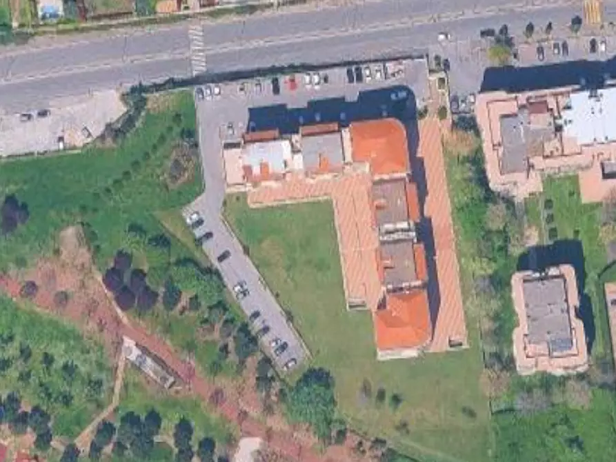 Immagine 11 di Garage in vendita  in Viale Gianluigi Bonelli a Roma