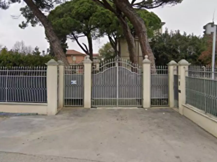 Immagine 6 di Villa in vendita  in Via Foglino a Rimini