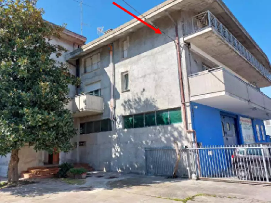 Immagine 1 di Laboratorio in vendita  in Via Emilia Romagna a Cattolica