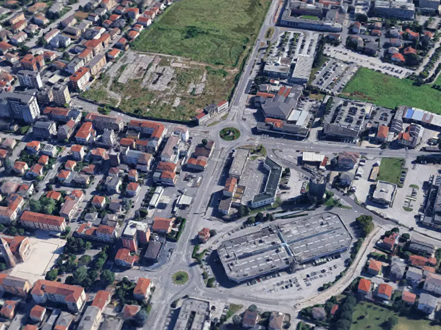 Immagine 8 di Negozio in vendita  in Viale Trieste a Montecchio Maggiore