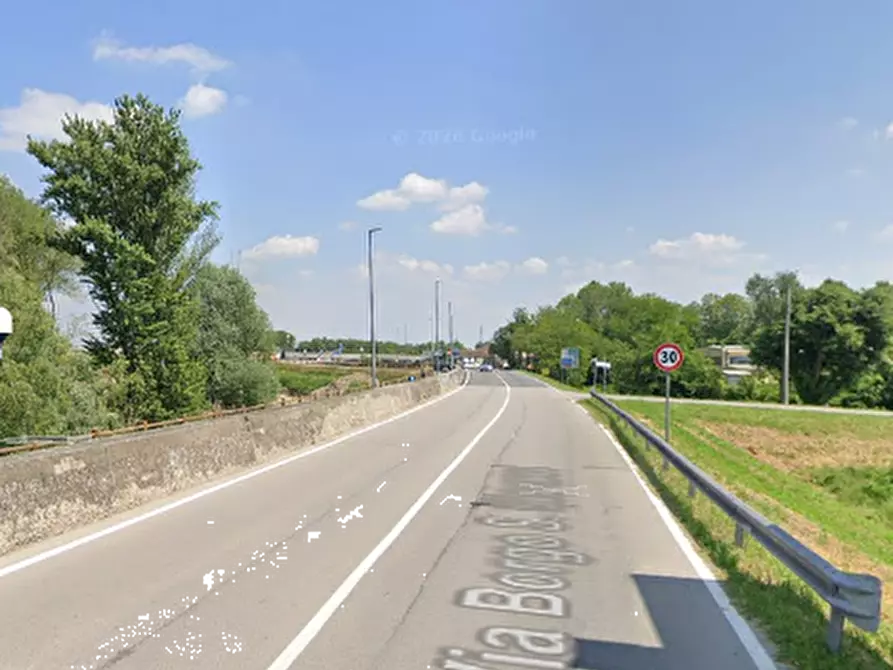 Immagine 15 di Appartamento in vendita  in Via Borgo San Giovanni a Bondeno