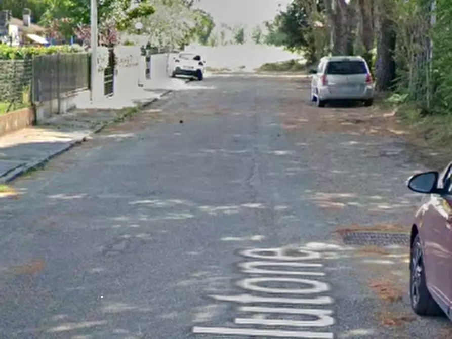 Immagine 13 di Appartamento in vendita  in Via Plutone a Comacchio