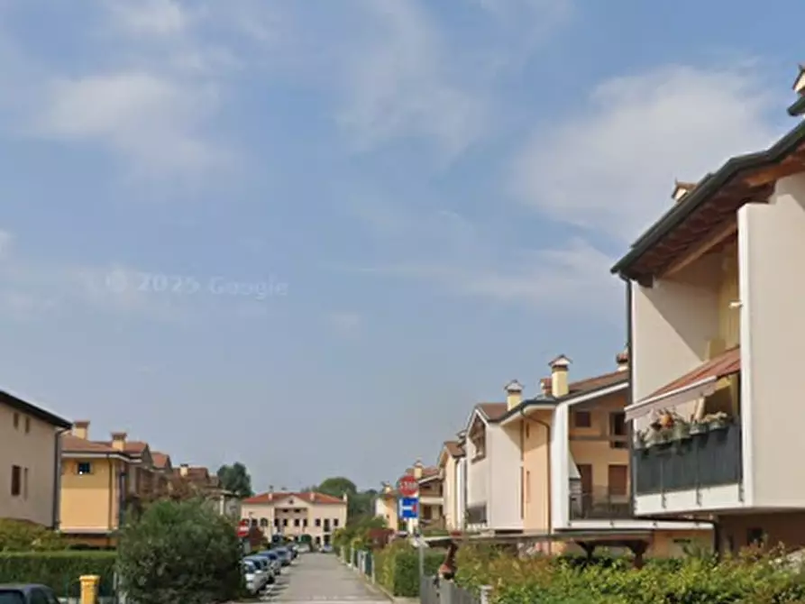 Immagine 21 di Appartamento in vendita  in Via L. Grassi a Bolzano Vicentino