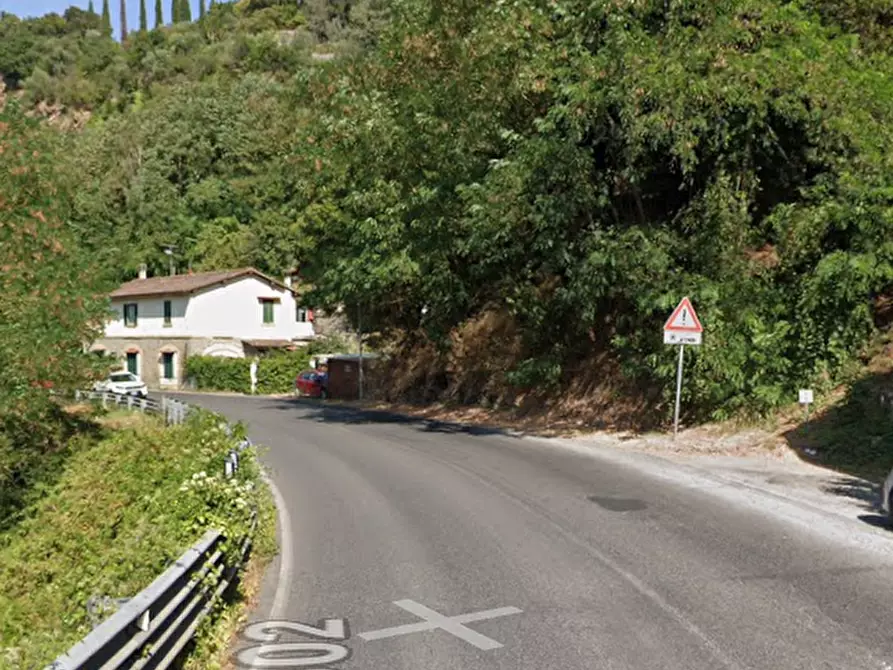 Immagine 12 di Appartamento in vendita  in Via Faentina a Fiesole