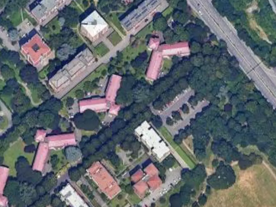 Immagine 9 di Garage in vendita  in Via Martiri di Cefalonia a Peschiera Borromeo