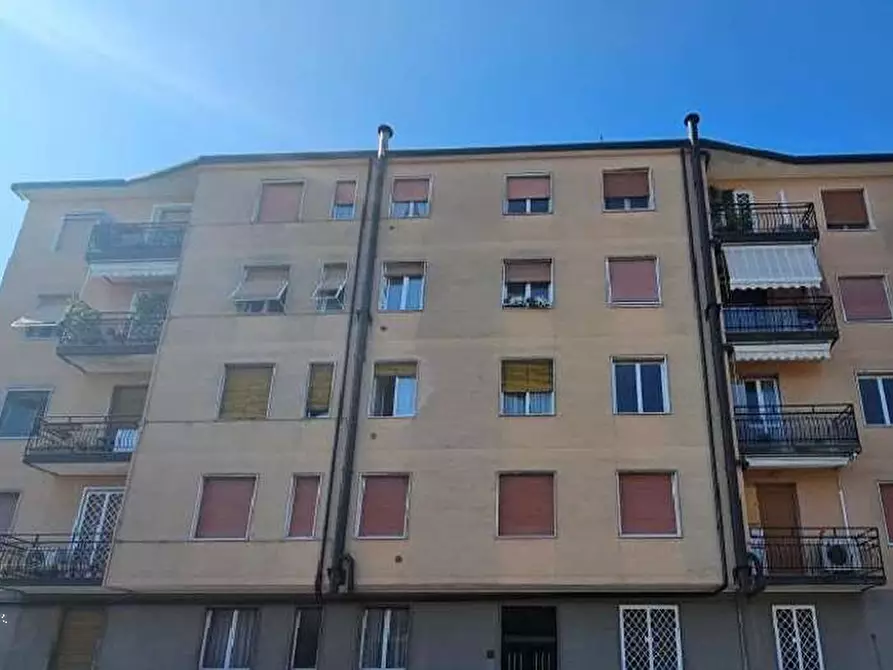 Immagine 2 di Appartamento in vendita  in Via delle Ande a Pioltello