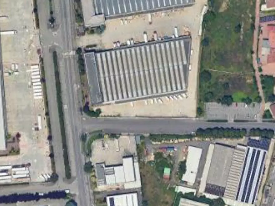 Immagine 11 di Garage in vendita  in Via Martiri di Cefalonia a Peschiera Borromeo