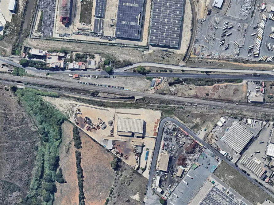 Immagine 12 di Negozio in vendita  in Via Aurelia Nord a Civitavecchia