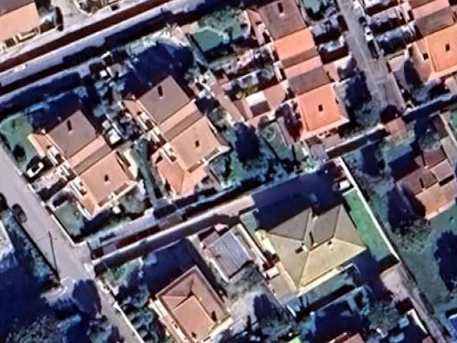 Immagine 4 di Porzione di casa in vendita  in Via Vincenzo Bellini a Anzio