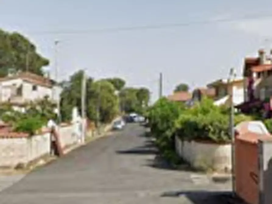 Immagine 8 di Porzione di casa in vendita  in Via Vincenzo Bellini a Anzio