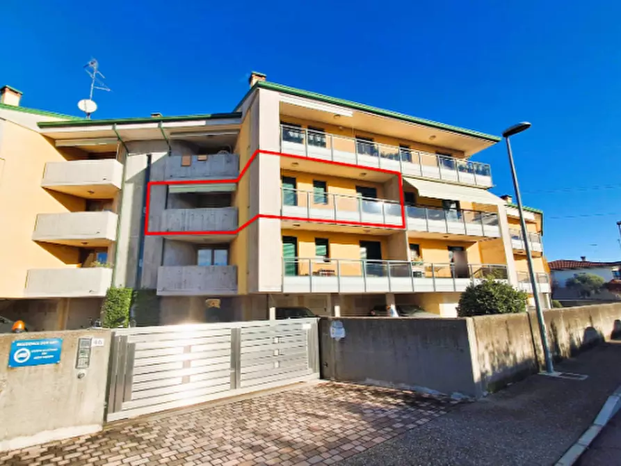 Immagine 1 di Appartamento in vendita  in Via Roma a Latisana
