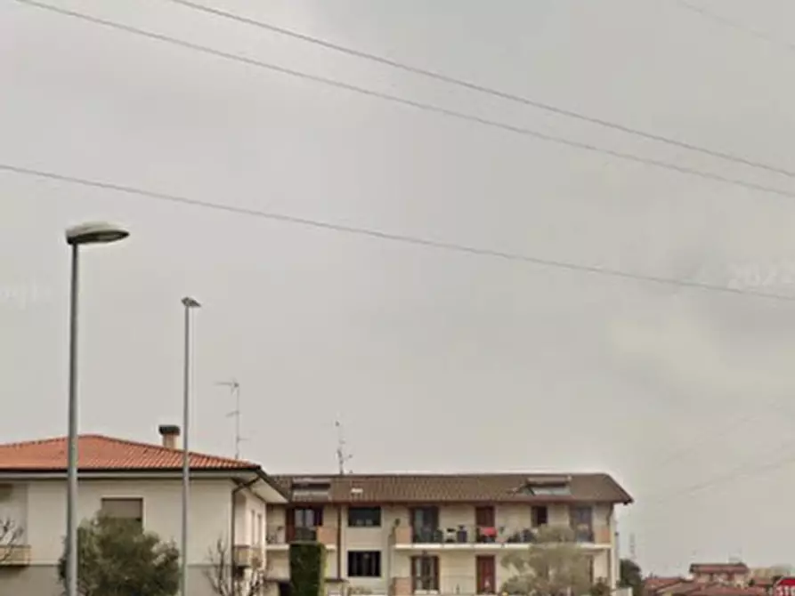 Immagine 11 di Appartamento in vendita  in Via Roma a Latisana