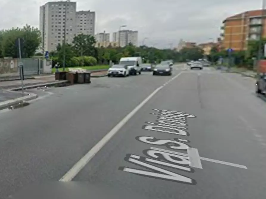 Immagine 11 di Appartamento in vendita  in Via Dionigi a Milano