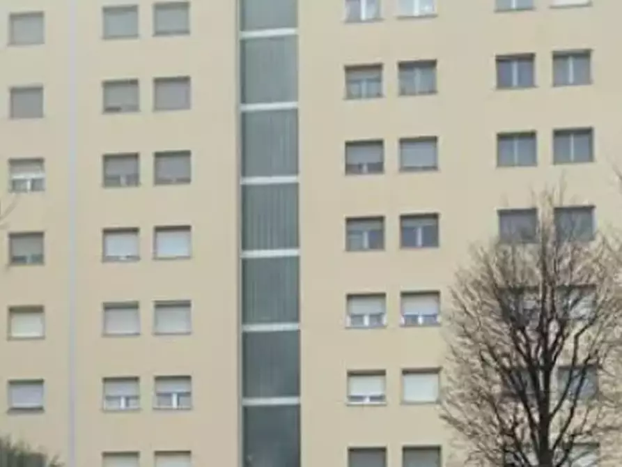 Immagine 4 di Appartamento in vendita  in Via Dionigi a Milano