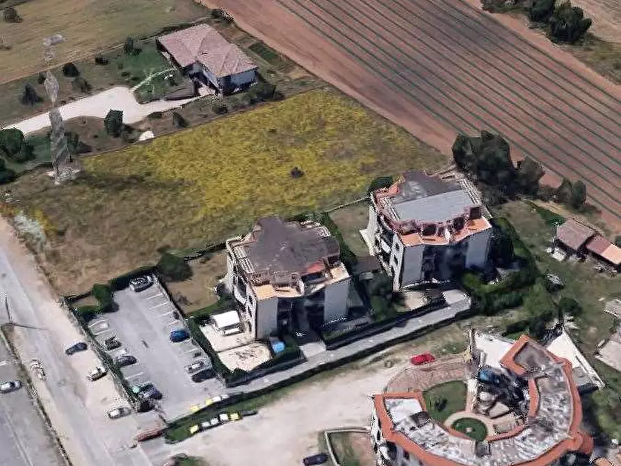 Immagine 11 di Appartamento in vendita  in Via Taglio Delle Cinque Miglia a Nettuno