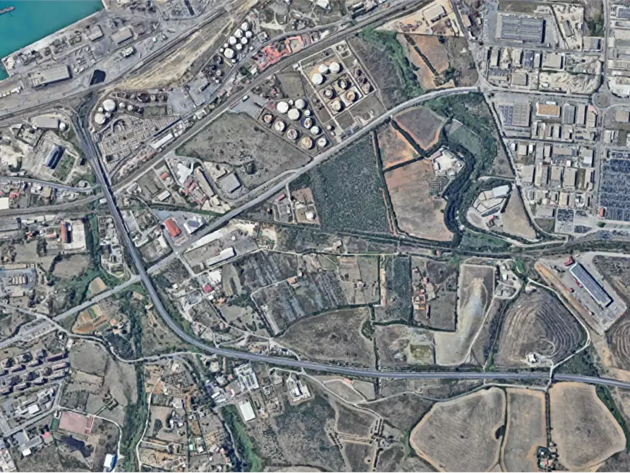 Immagine 10 di Capannone industriale in vendita  in Via Angelo Molinari a Civitavecchia