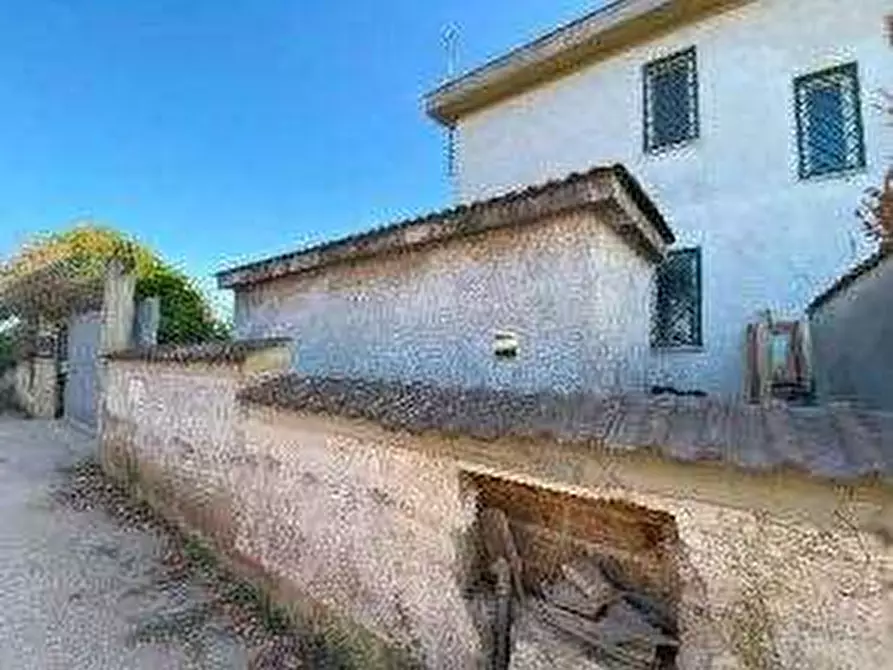 Immagine 3 di Villetta a schiera in vendita  in Via Jenne a Anzio