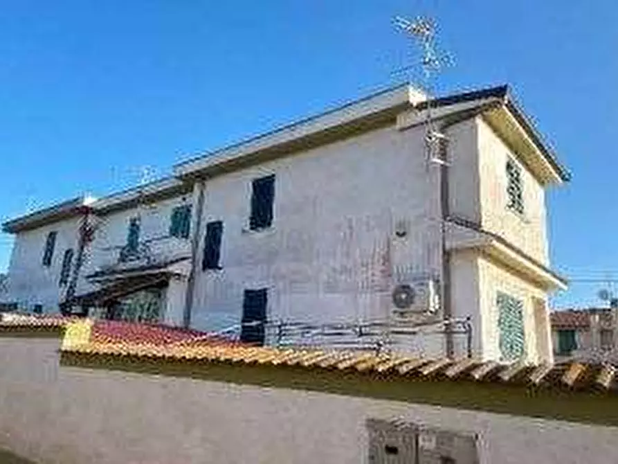 Immagine 8 di Villetta a schiera in vendita  in Via Jenne a Anzio