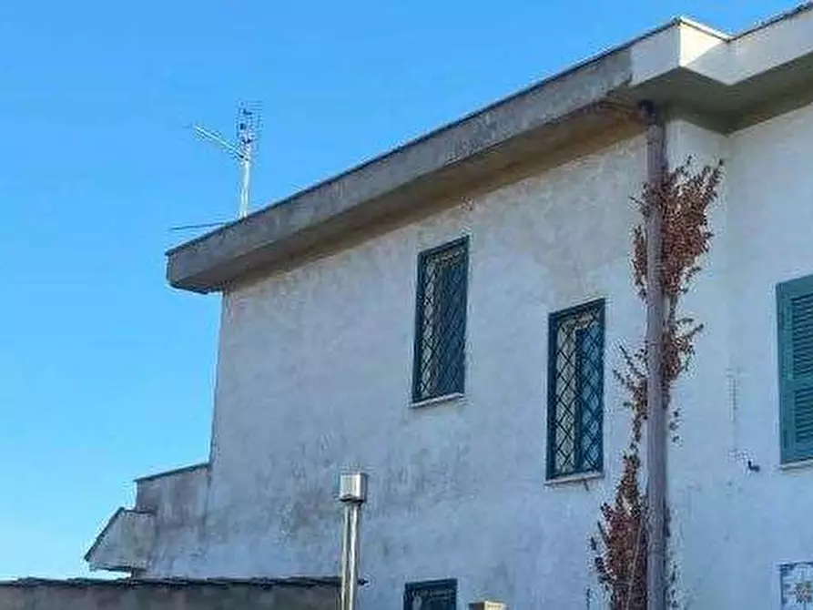 Immagine 13 di Villetta a schiera in vendita  in Via Jenne a Anzio