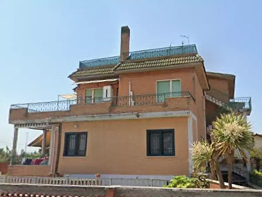 Immagine 17 di Appartamento in vendita  in Via Montecatini a Pomezia