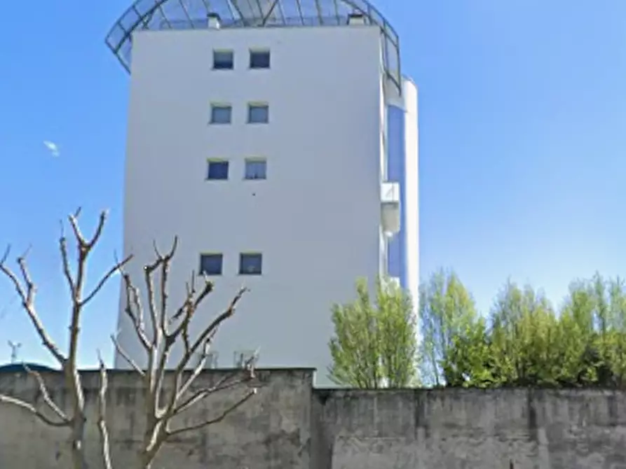 Immagine 8 di Appartamento in vendita  in Via Luigi Ornato a Milano