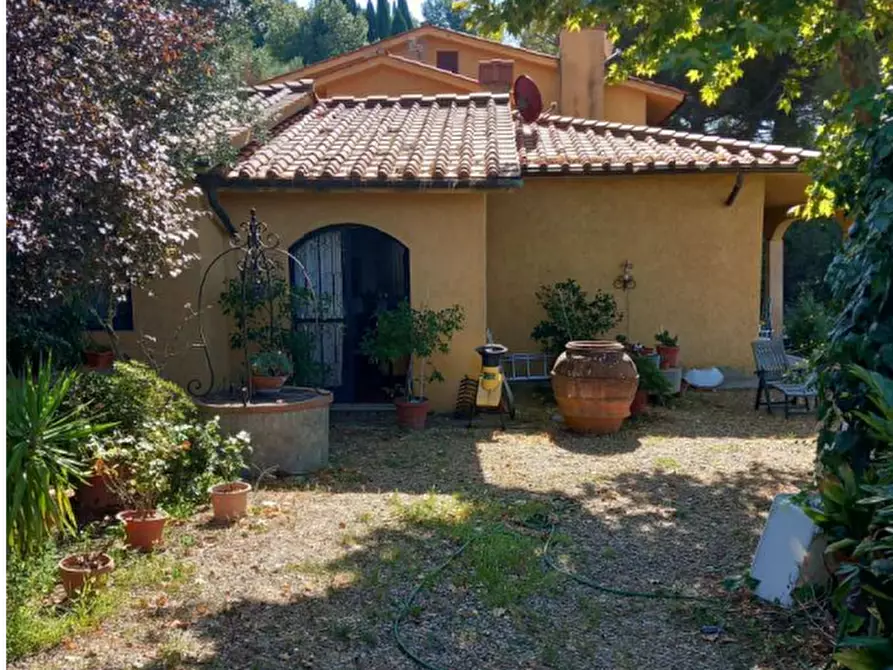 Immagine 1 di Casa bifamiliare in vendita  in Via Fontibucci a Bagno A Ripoli